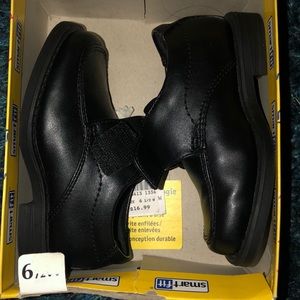 Toddlers dress shoes